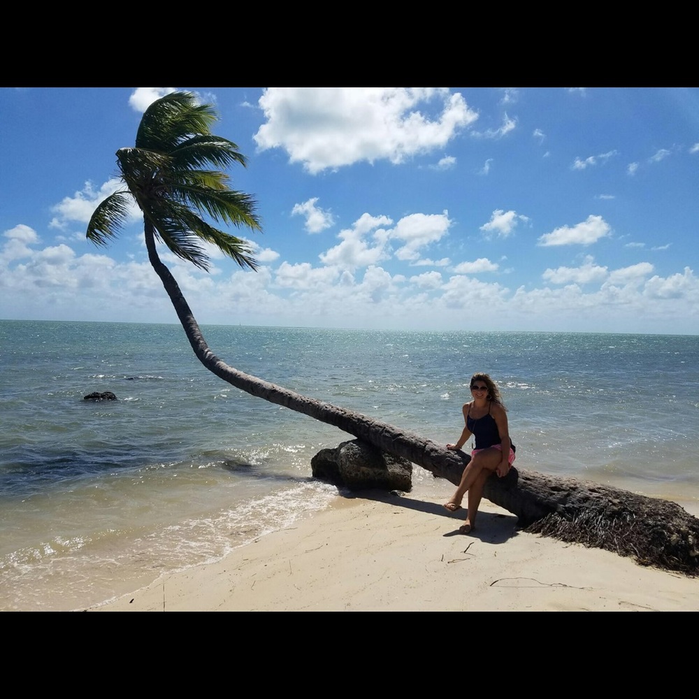 Meet your Posher, Danielle